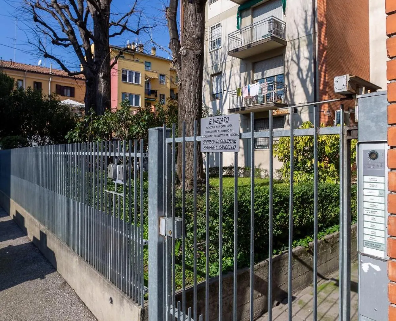 Housmart Lorenzo Costa 17 Bologna Apartment